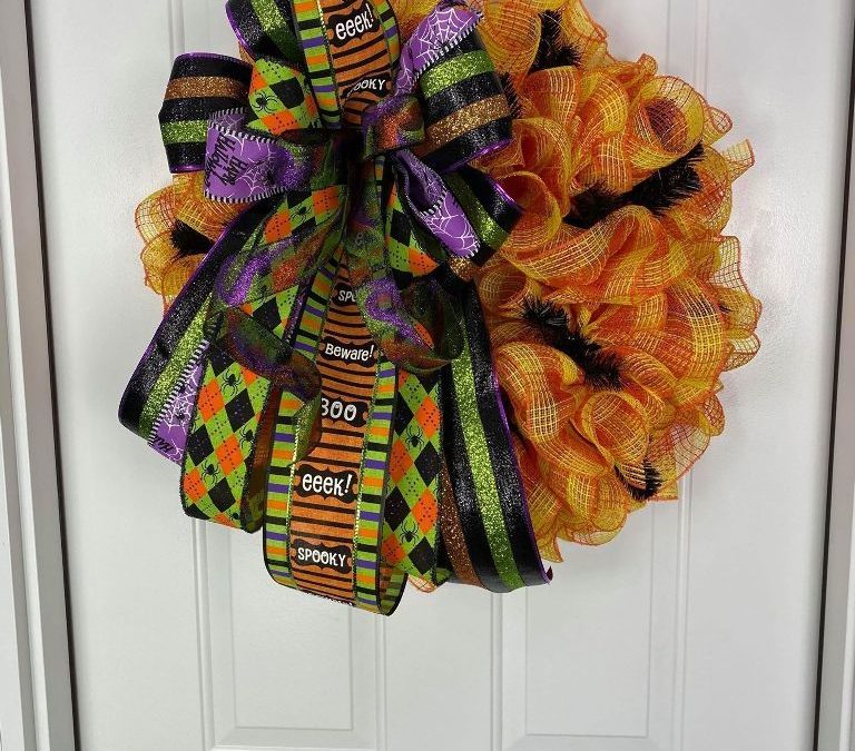 Simple Halloween Wreath