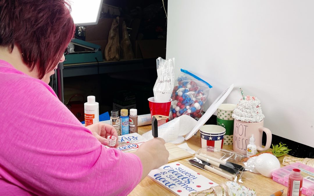 Expand your Creativity Challenge: DIY Wreath Sign