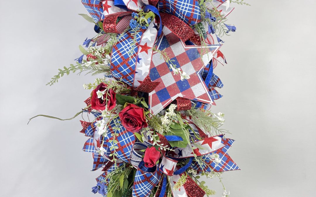 Patriotic Wreath Rail