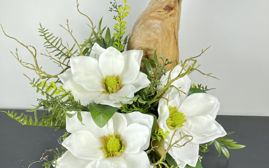 3.23.21 Magnolia Centerpiece – Damon (REPLAY)