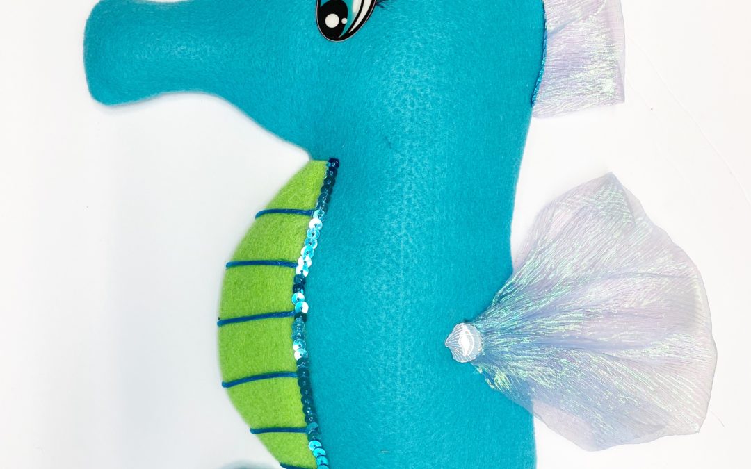 Seahorse Wreath Attachment
