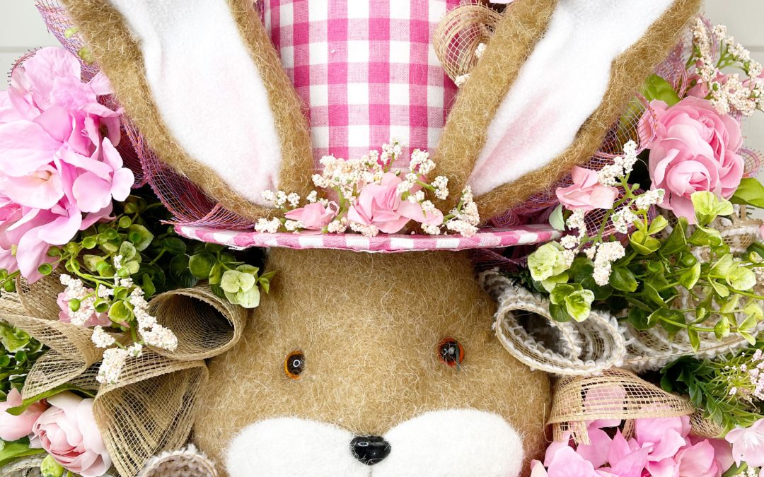 2.15.21 Bunny on evergreen with mesh, florals and bow – Mellie Mel (REPLAY)