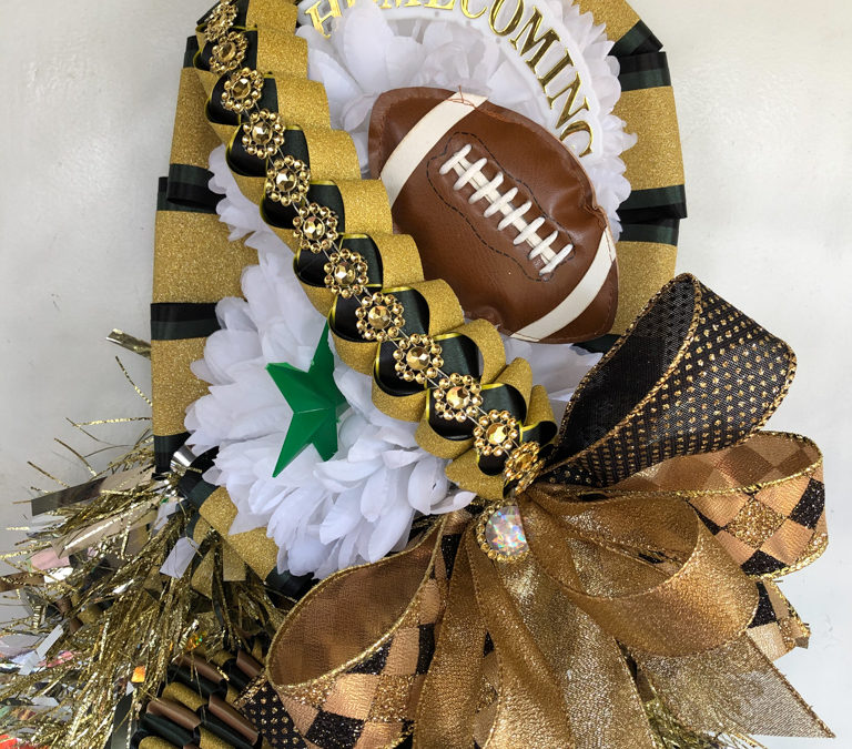 Homecoming Mum – Step 1: Topper