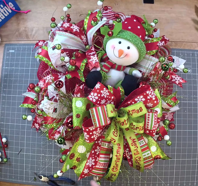 7.29.21 Christmas Snowman Mesh Wreath – Mel (REPLAY)