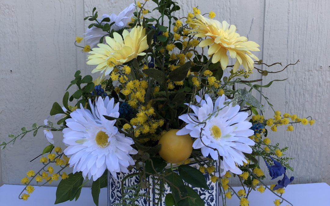 CC Yellow and White Arrangement –  REPLAY