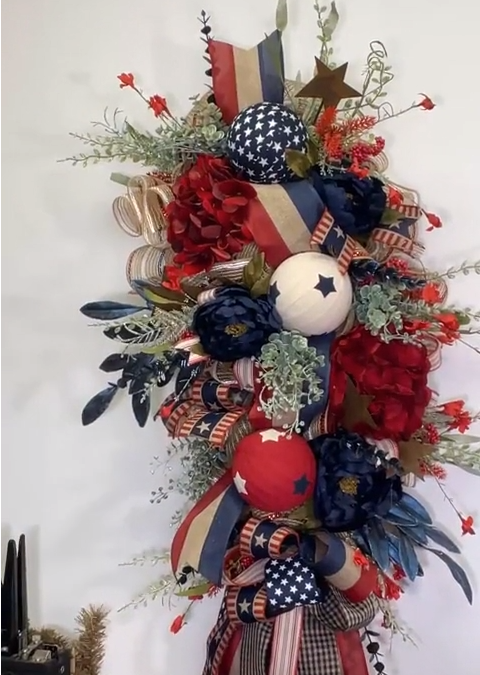 Primitive patriotic swag-Coach Tammy – REPLAY