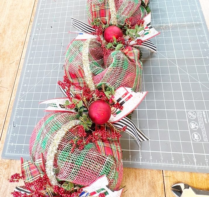 6.30.22 Nutcracker Christmas Garland – Mellie Mel – REPLAY