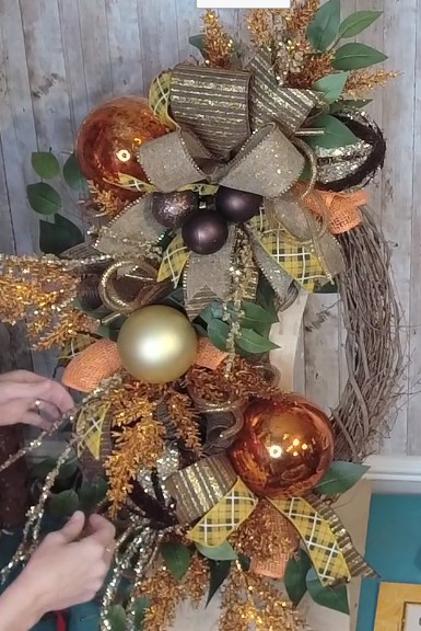 “Beat the BLAH” XL Fall Grapevine ~ Fancy – REPLAY