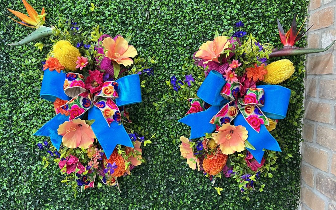 Double Door Mini Floral Swags – FANCY – REPLAY
